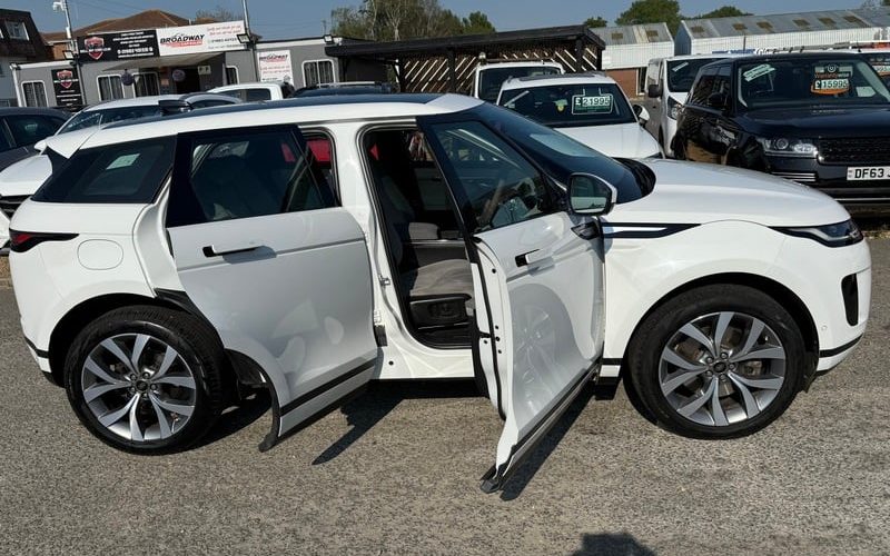 land-rover-range-rover-evoque-2019-7102030-3_800X600